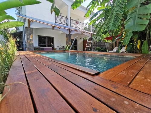 Three bedrooms house