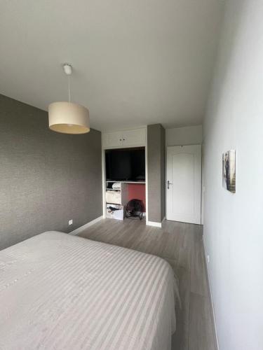 Chambre cosy dans superbe appartement tout équipé cher habitant