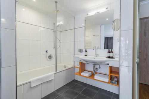 Koupelna v ubytování Damülser Hof - Wellness & Spa Superior