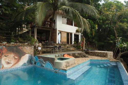 Swimmingpoolen hos eller tæt på Cocovana Beach Resort