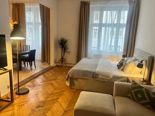 Vinohrady Elegance by House of Huxe