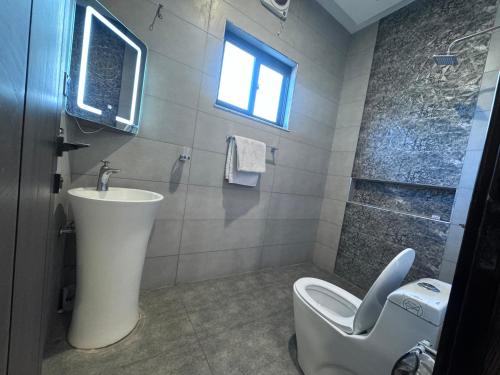 Koupelna v ubytování Bridge Residency-2 Top City-1 Islamabad