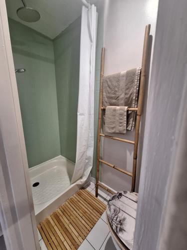 Et badeværelse på Pause tropicale