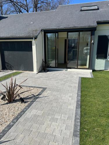 Budova, kde se prázdninový dům nachází