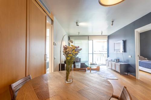 Apartment Barcelona Rentals - 3 bedroom penthouse with large terrace