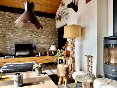 Et tv og/eller underholdning på 94 Charming Chalet 10 pax