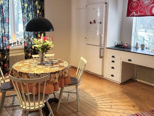 Gallery image of 7 person holiday home in Docksta in Docksta