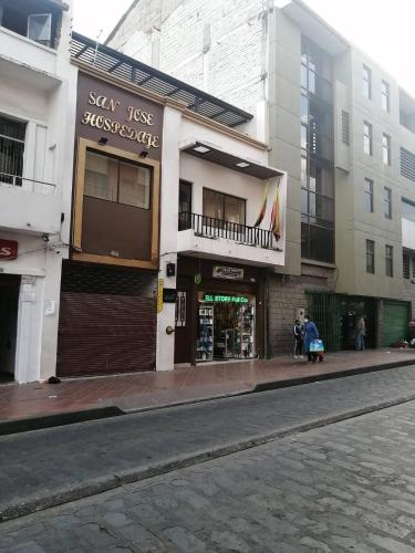 Nabolaget omkring hotellet eller i nærheden