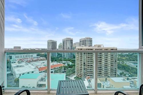 Studio with Bay and City View at The Arya photo 5