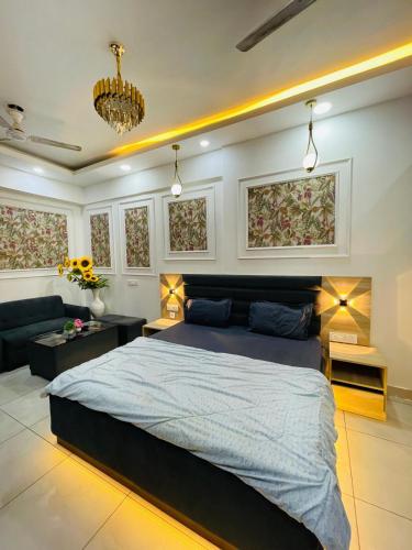 Gallery image of The luxury Nest in Noida