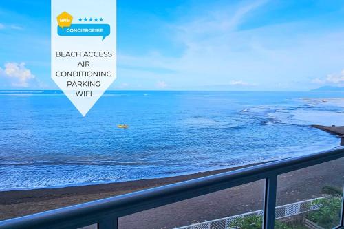 Spacious apartment, beach access, parking, wifi