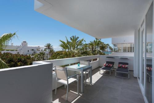 Marbella Beach and Sea View photo 2