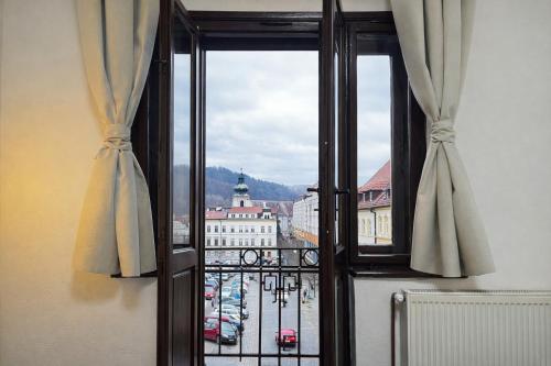 Symbiola Automat Apartments