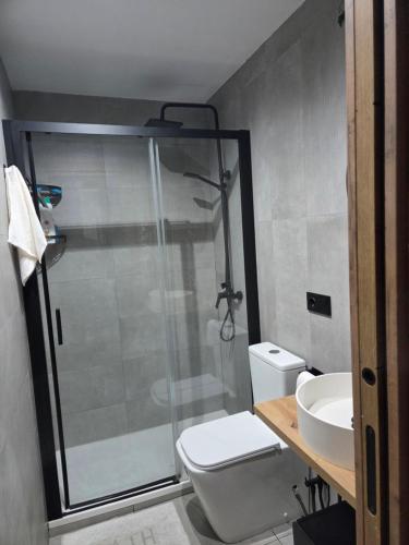 CG320 - Apartment with Private Terrace, AC and Lift - Central Torremolinos