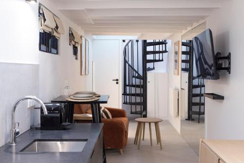 Stylish 1BR Loft near Montparnasse