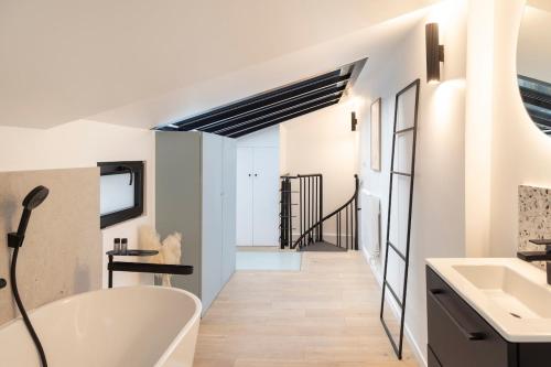 Stylish 1BR Loft near Montparnasse