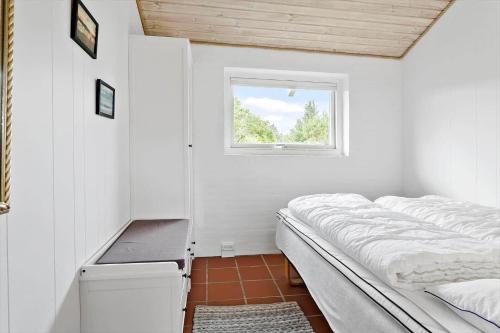 En eller flere senge i et værelse på 685-Thisted-Pighvarvej-28