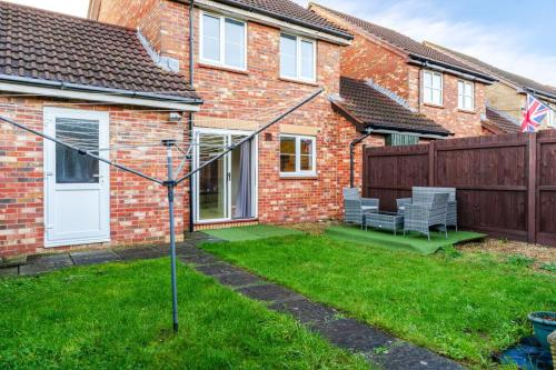 Modern Three Bedroom House Free parking wifi photo 24