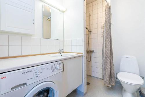 Et badeværelse på 895-Hvide-Sande-Bredgade-1-nr-5