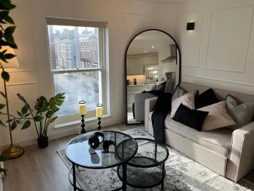 Liverpool Central City Centre Modern Apartment - Sleeps 4 photo 1