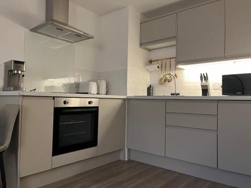 Liverpool Central City Centre Modern Apartment - Sleeps 4 photo 13