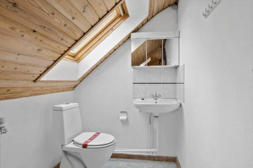 Phòng tắm tại 4015-Stege-Sondre-Landevej-19