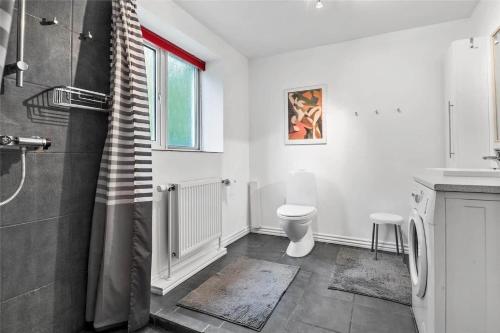 Et badeværelse på 8002-Kalvehave-Sondre-Led-4