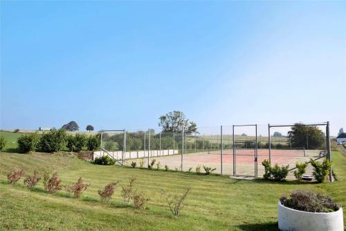 ภาพในคลังภาพของ 6318-Stege-Holtegardsvej-18-B ในสไต