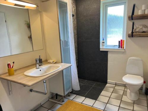 Et badeværelse på R744-Rodvig-Poppelager-7