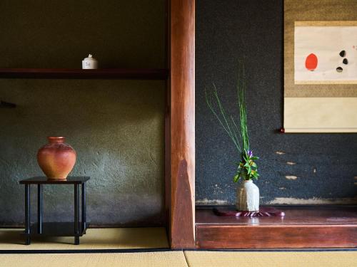 Fotografie z fotogalerie ubytování Tetsu-juro former Ogunis residence , Himeji Castles back parlor-like"400-year-old inn" v destinaci Fukusaki