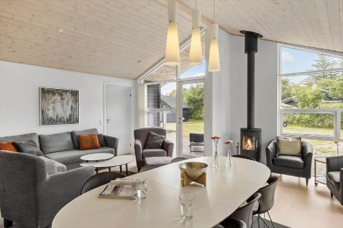 Ảnh trong thư viện ảnh của HA173-Asaa-Knirren-6-B ở Aså