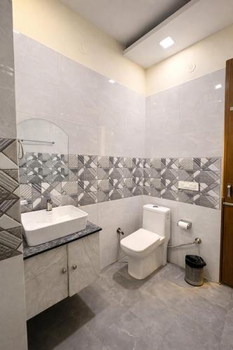 Bany a Hotel Wood Lark by Sidham Group # Choice of Manali, Himachal Tourists