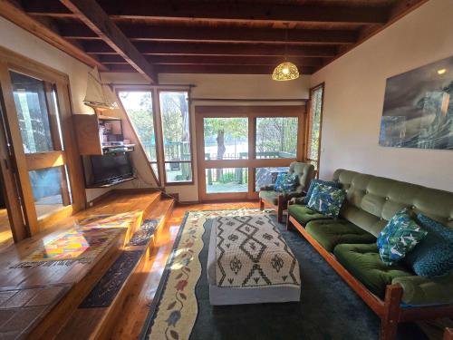 Et opholdsområde på Cottage on the Lake - peaceful Burrill Lake escape