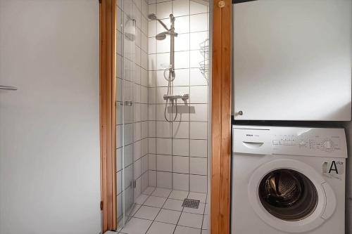 Et badeværelse på 13412-Asnaes-Sverrigsvej-1