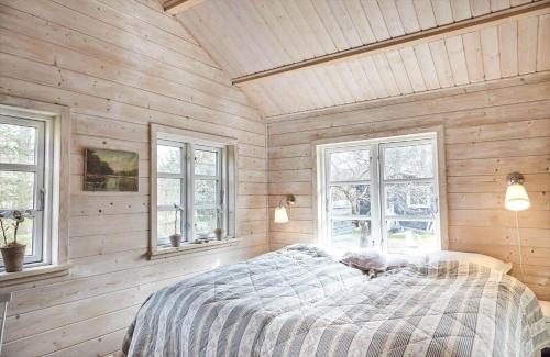 En eller flere senge i et værelse på 10061-1-Rorvig-Lindegardsvaenget-5