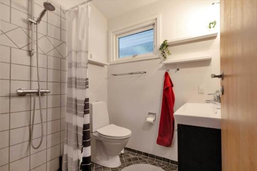 Et badeværelse på FJ4000-Kirke-Hyllinge-Smedegardsvej-5-C