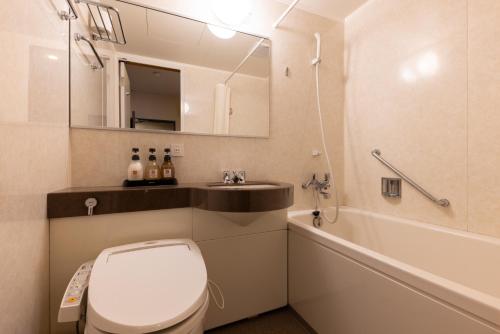 Et badeværelse på Nozawa Grand Hotel