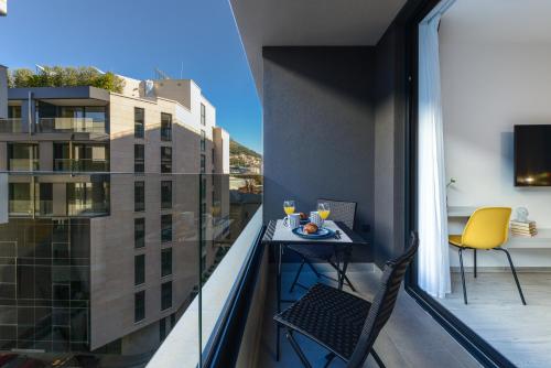 Hica Apartments