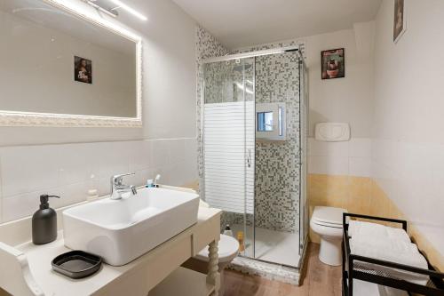 Et badeværelse på Ancona Center - Mazzini 73
