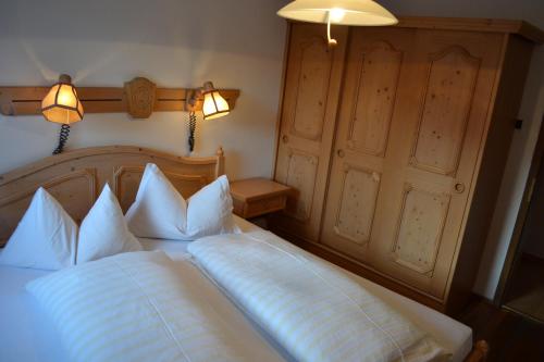 Postel nebo postele na pokoji v ubytování Apartment Antholzersee