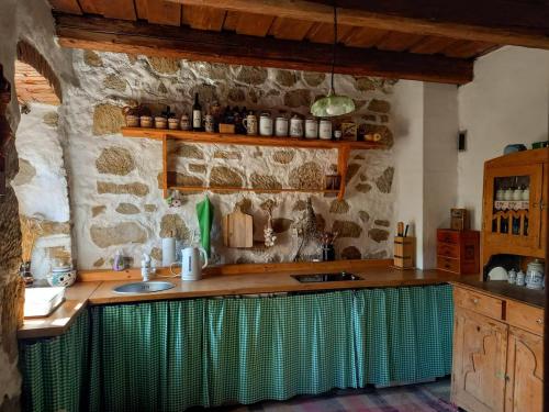 Loungen eller baren på Kamenný dom