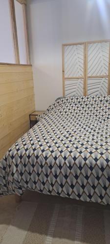 Postel nebo postele na pokoji v ubytování Appartement calme, lumineux, 4 personnes, parking