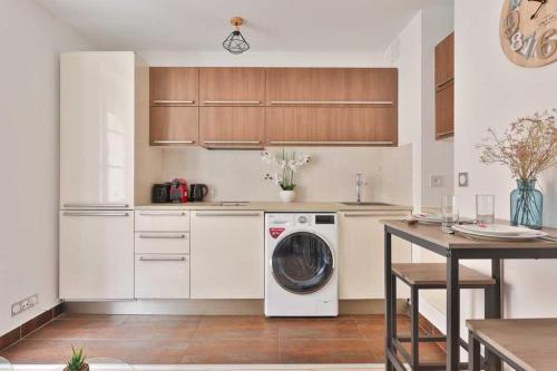 Charming apartment in the heart of the Marais