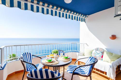 Epsilon 2 4f primera línea de playa