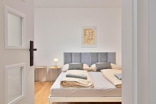 City appartments - parking, self check in, terrace