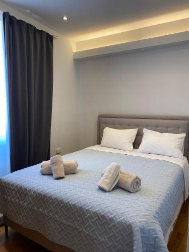 Ermou 44 - 2bdr apartment