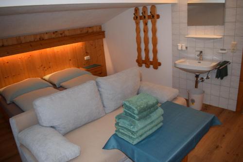 Khu vực ghế ngồi tại Apart Gertrud