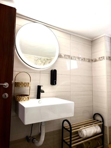 LUX APARTMENT-Thessaloniki