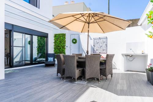 LUX House