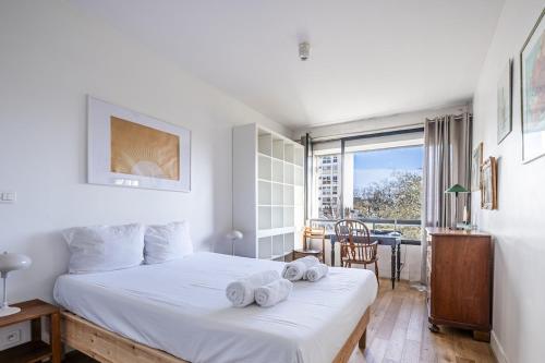 Elegant Apartment Paris 16th - Near the Seine